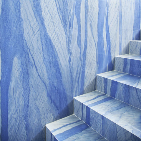 Azul di Macaubas -Treppenstufen - Feinsteinezug.jpg