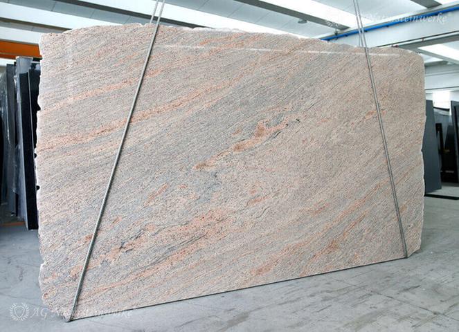 juparana-colombo-granit-rohplatten-ag-natursteinwerke.jpg