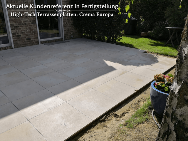 referenz-ag-natursteinwerke-high-tech-terrassenplatten-crema-europa-aussen-6.png